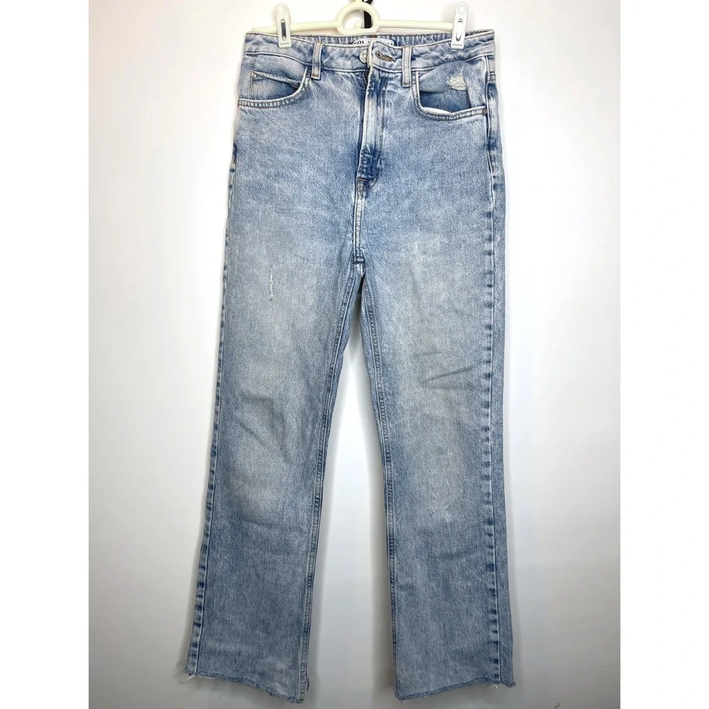 ZARA High‎ Rise Light Wash Denim Jeans Straight Leg Raw Hem